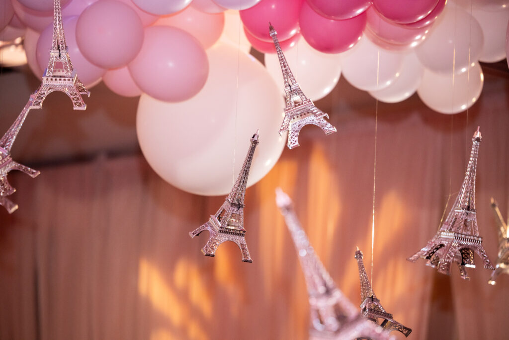 parisian eiffel towers hanging from the balloon installation